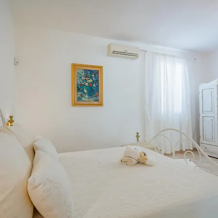 Appartement Desvelos By Interhome Sorso